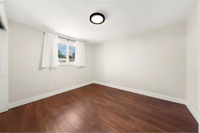 2767 W Langenberg Ave, Roseburg, OR 97471 - Photo 21