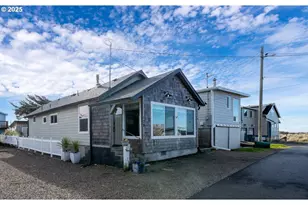 128 NW 20th Ave, Rockaway Beach, OR 97136 - Photo 1