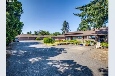 13736 SE Bush St, Portland, OR 97035 - Photo 1