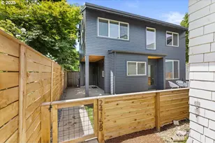 2415 NE 38th Ave, Portland, OR 97212 - Photo 1