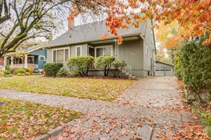 2414 SE 35th Pl, Portland, OR 97214 - Photo 1