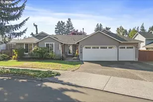 261 SW Nancy Cir, Gresham, OR 97030 - Photo 1