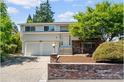 15081 SE Mount Royale Ct, Milwaukie, OR 97267 - Photo 1