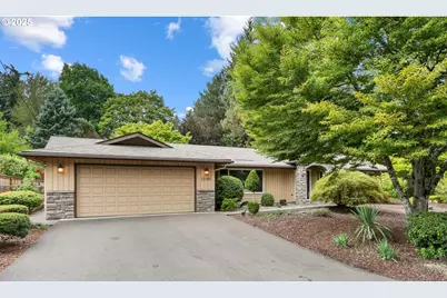 12385 SW 106th Dr, Portland, OR 97223 - Photo 1