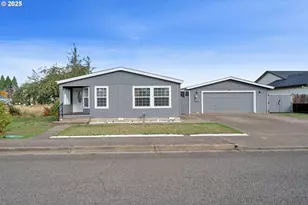 346 E 10th Pl, Junction City, OR 97448 - Photo 1