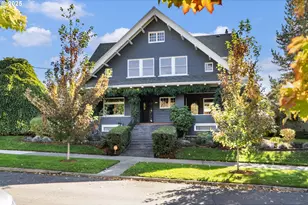 1836 SE Locust Ave, Portland, OR 97214 - Photo 1