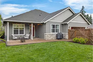 15261 Holcomb Blvd, Oregon City, OR 97045 - Photo 1