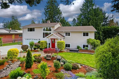 10520 NE Siskiyou St, Portland, OR 97220 - Photo 1