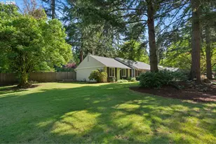 5253 Timbergrove St, Lake Oswego, OR 97035 - Photo 37
