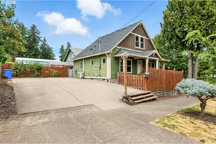 10387 N Mohawk Ave, Portland, OR 97203 - Photo 1