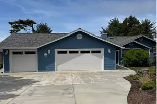 1155 Alder Ct, Florence, OR 97439 - Photo 1