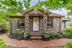 1208 E 10th St, Newberg, OR 97132 - Photo 1