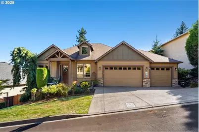 654 W S St, Washougal, WA 98671 - Photo 1