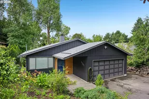 9281 SW Boones Ferry Rd, Portland, OR 97219 - Photo 1