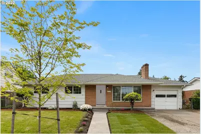 11040 SE Market St, Portland, OR 97216 - Photo 1