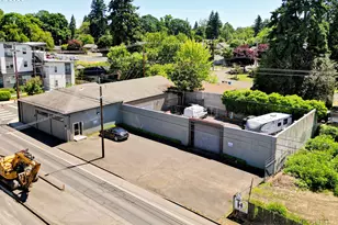 1201 W Fourth Plain Blvd, Vancouver, WA 98660 - Photo 1