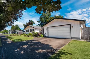 1421 Lawnridge Ave, Springfield, OR 97477 - Photo 1