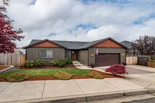 1858 NE Sunset St, Roseburg, OR 97470 - Photo 1