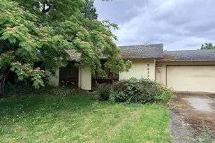 2412 SW Indian Mary Ct, Troutdale, OR 97060 - Photo 1