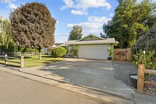 17 Westview Dr, Hermiston, OR 97838 - Photo 1