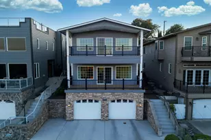 682 College St, Milton-Freewater, OR 97862 - Photo 1