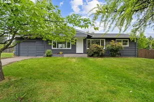 1100 SE 114th Pl, Portland, OR 97216 - Photo 1