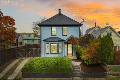 7217 N Catlin Ave, Portland, OR 97203 - Photo 1