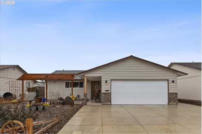 698 S Cascade Dr, Woodburn, OR 97071 - Photo 1