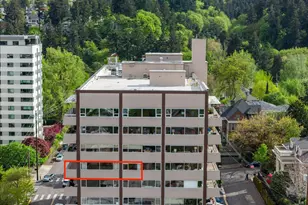 2323 SW Park Pl, Portland, OR 97205 - Photo 1