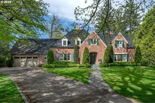 5046 SW Hilltop Ln, Portland, OR 97221 - Photo 1