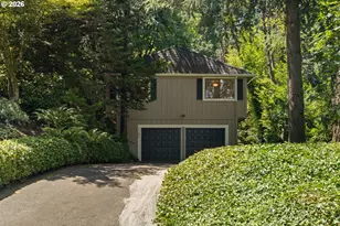 1180 Oxford Dr, Lake Oswego, OR 97034 - Photo 1