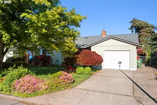 742 Oregon Way, Woodburn, OR 97071 - Photo 1