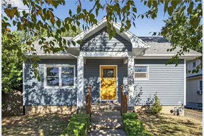 704 NE 80th Ave, Portland, OR 97213 - Photo 1