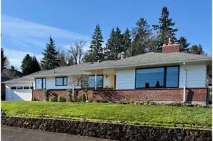 7929 SW 4th Ave, Portland, OR 97219 - Photo 1