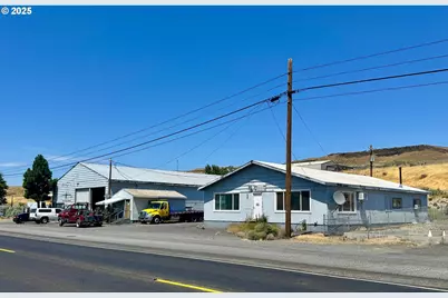 1570 N Highway 19, Arlington, OR 97812 - Photo 1