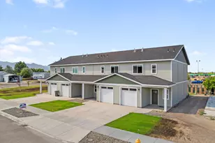 560 Park Springs Ave, Baker City, OR 97814 - Photo 1