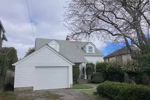 538 Kensington Ave, Astoria, OR 97103 - Photo 1