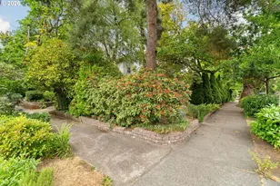 2116 NE 18th Ave, Portland, OR 97212 - Photo 1