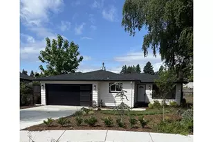 1640 Manor Dr, Gladstone, OR 97027 - Photo 1