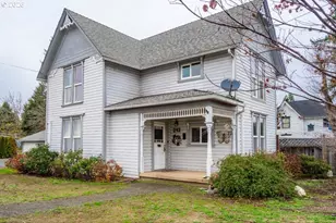 243 N Lane St, Cottage Grove, OR 97424 - Photo 1