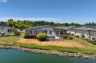 104 Village Dr, Cottage Grove, OR 97424 - Photo 1