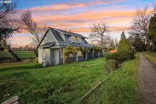 3718 Pioneer St, Ridgefield, WA 98642 - Photo 1