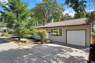 615 E Gloucester St, Gladstone, OR 97027 - Photo 1