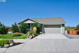 792 SE Dacotah Ct, Madras, OR 97741 - Photo 1