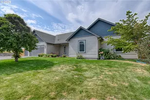 1911 SW 3rd St, Pendleton, OR 97801 - Photo 1