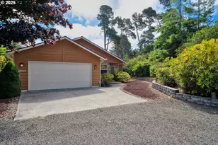 4929 Oceana Dr, Florence, OR 97439 - Photo 1