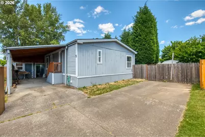 1949 SE Palmquist Rd #5, Gresham, OR 97080 - Photo 1