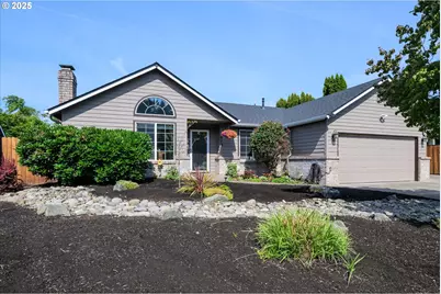 870 Sheraton Dr, Eugene, OR 97401 - Photo 1