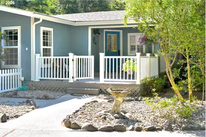 625 Glenbrook Cir, Florence, OR 97439 - Photo 1
