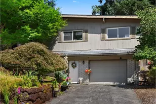 2935 SE 142nd Pl, Portland, OR 97236 - Photo 1